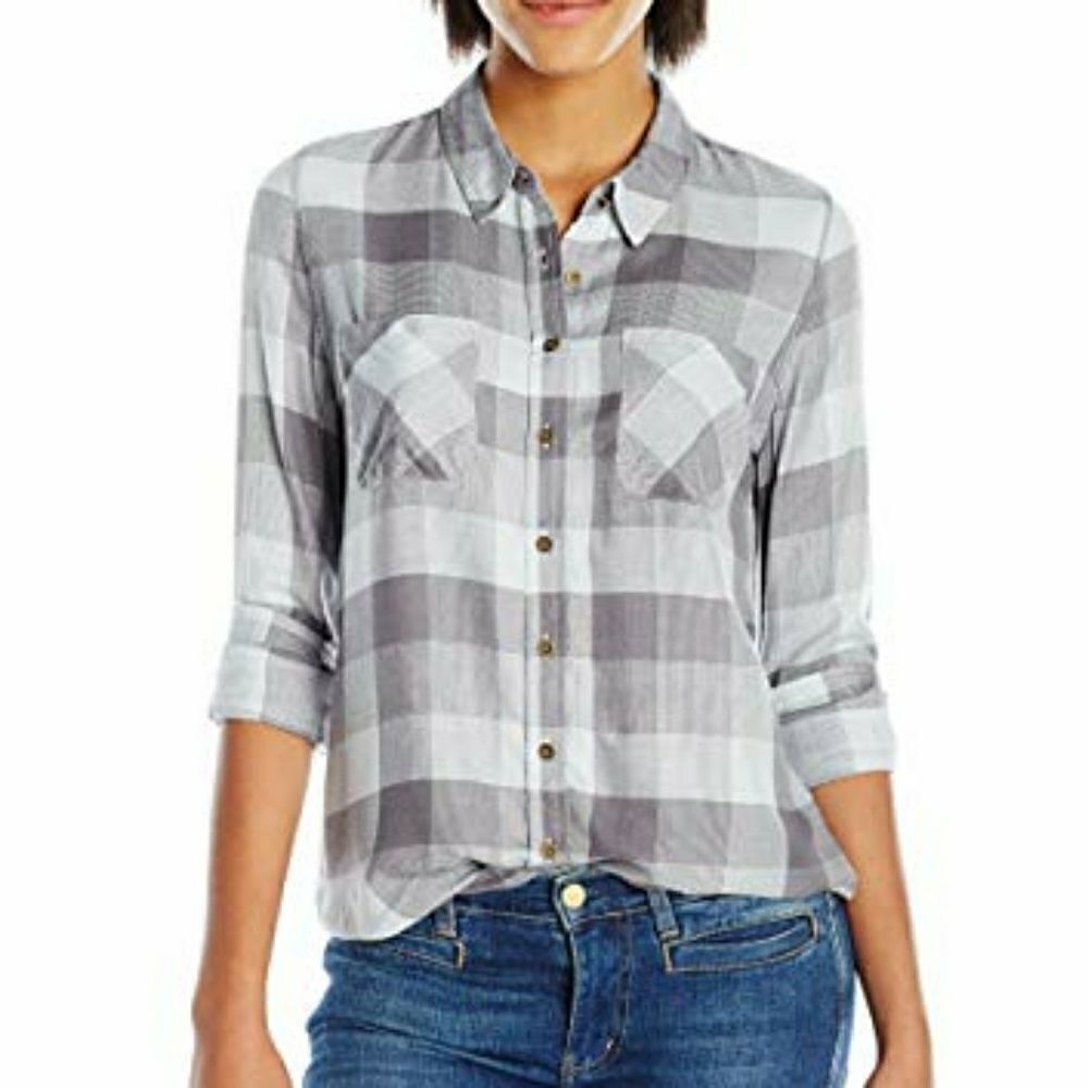 Olive + Oak | Gray Plaid Button Down Top